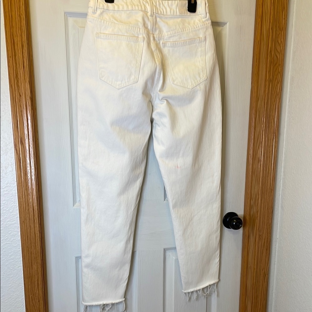 Zara Cream Straight Leg Jeans - Picture 4 of 5